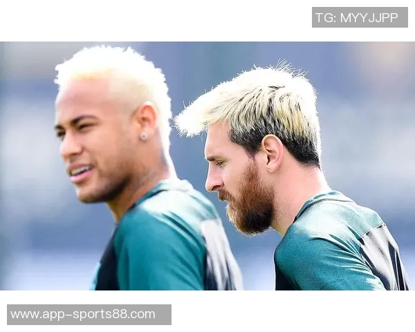 萨维尼奥回忆：内马尔在巴萨时期是我心中的足球偶像